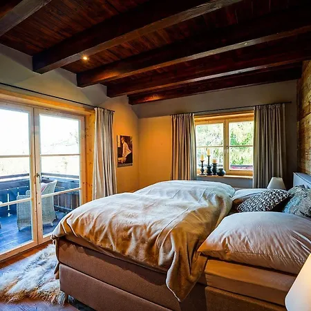 Chalet 1750 *